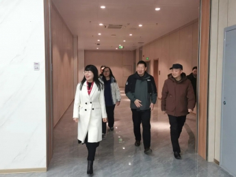 漢中市文聯(lián)走進西鄉(xiāng)縣博物館，共鑒書畫藝術(shù)之美